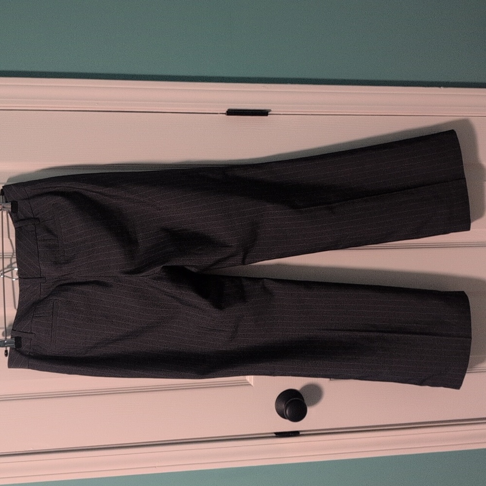 Ann Taylor Charcoal Pinstripe Suit 6P - Picture 8 of 10